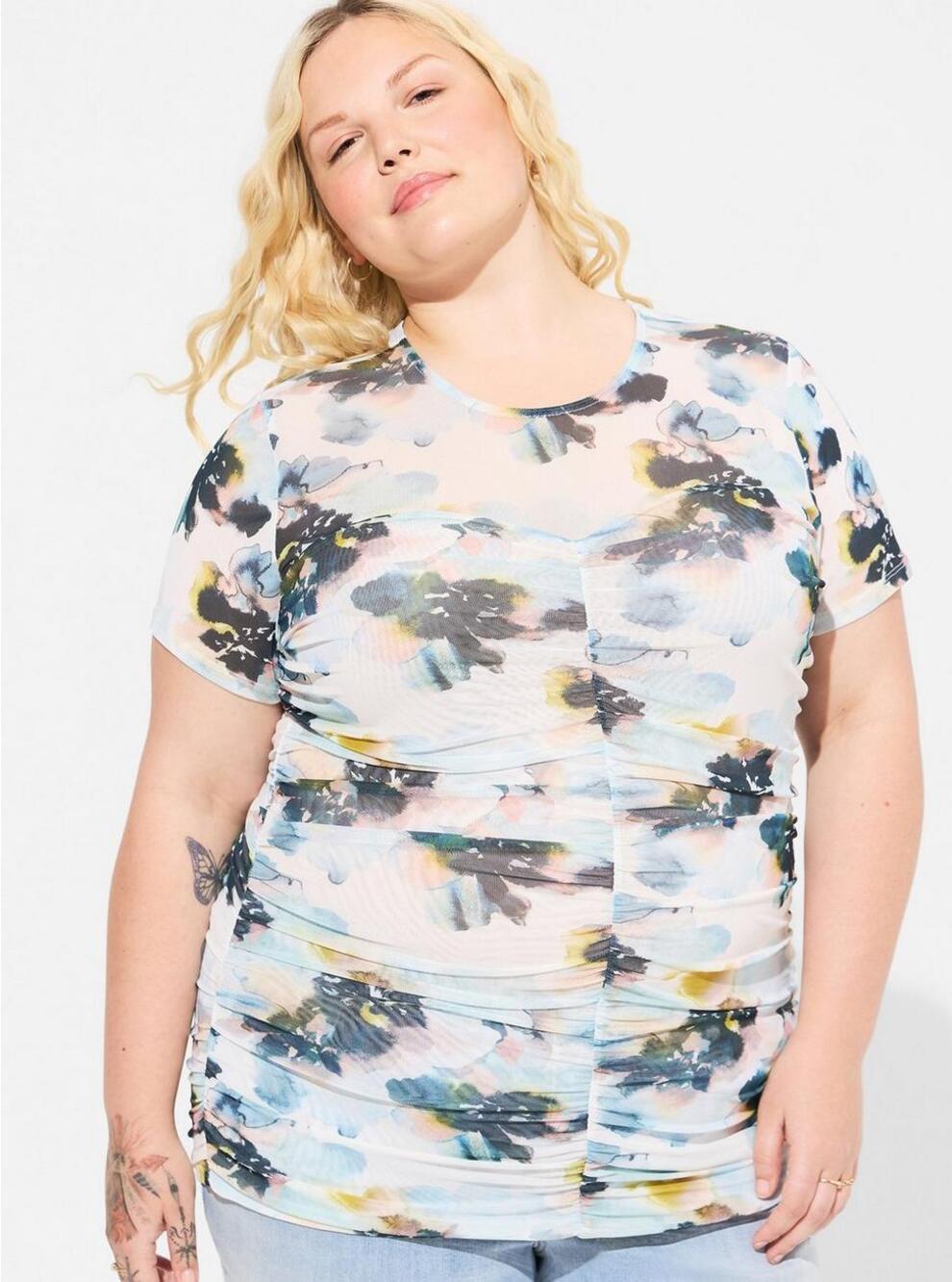 Torrid 00x 00 Medium 10 Stretch Mesh Crew Neck Ruched Top